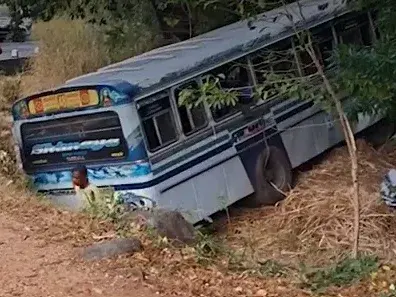 At least 22 injured as bus overturns in North Central Province